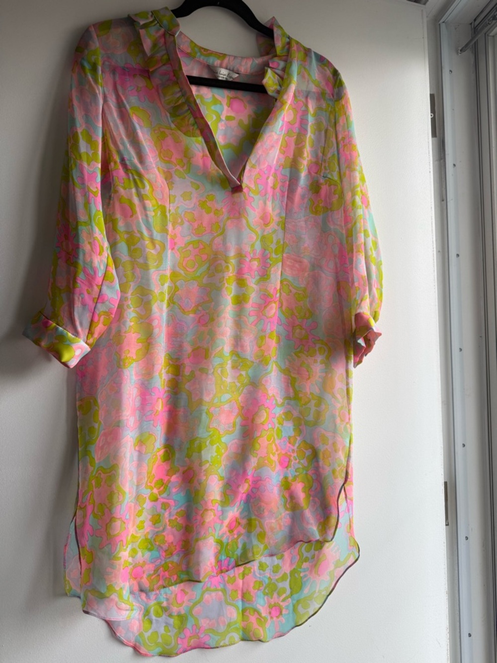 Lightweight Floral V-Neck Tunic Top in Pink & Lime